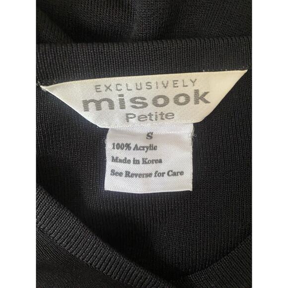 Exclusively Misook Top Sweater 3/4 Sleeve Knit Black Red White Striped V… - Picture 6 of 6